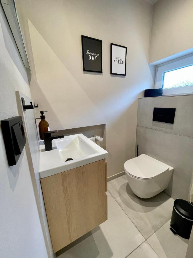 Studio 20For2 Naehe Koeln Bergisch Gladbach Eksteriør billede